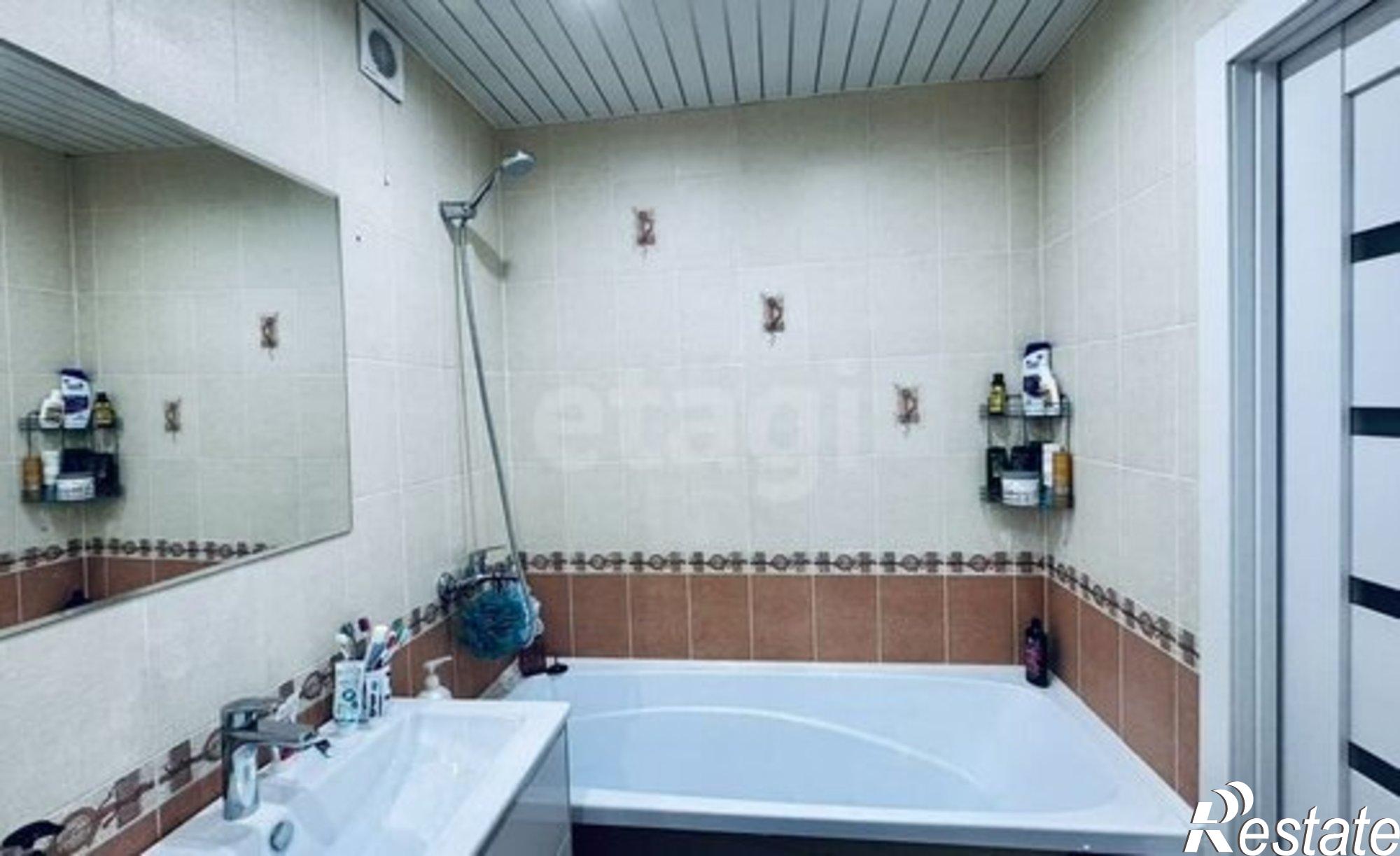 Купить квартиру за 7 300 000 рублей на улица Возрождения, 26А