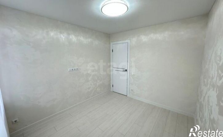 3-комн квартира ул Петина, 6,  д. 6