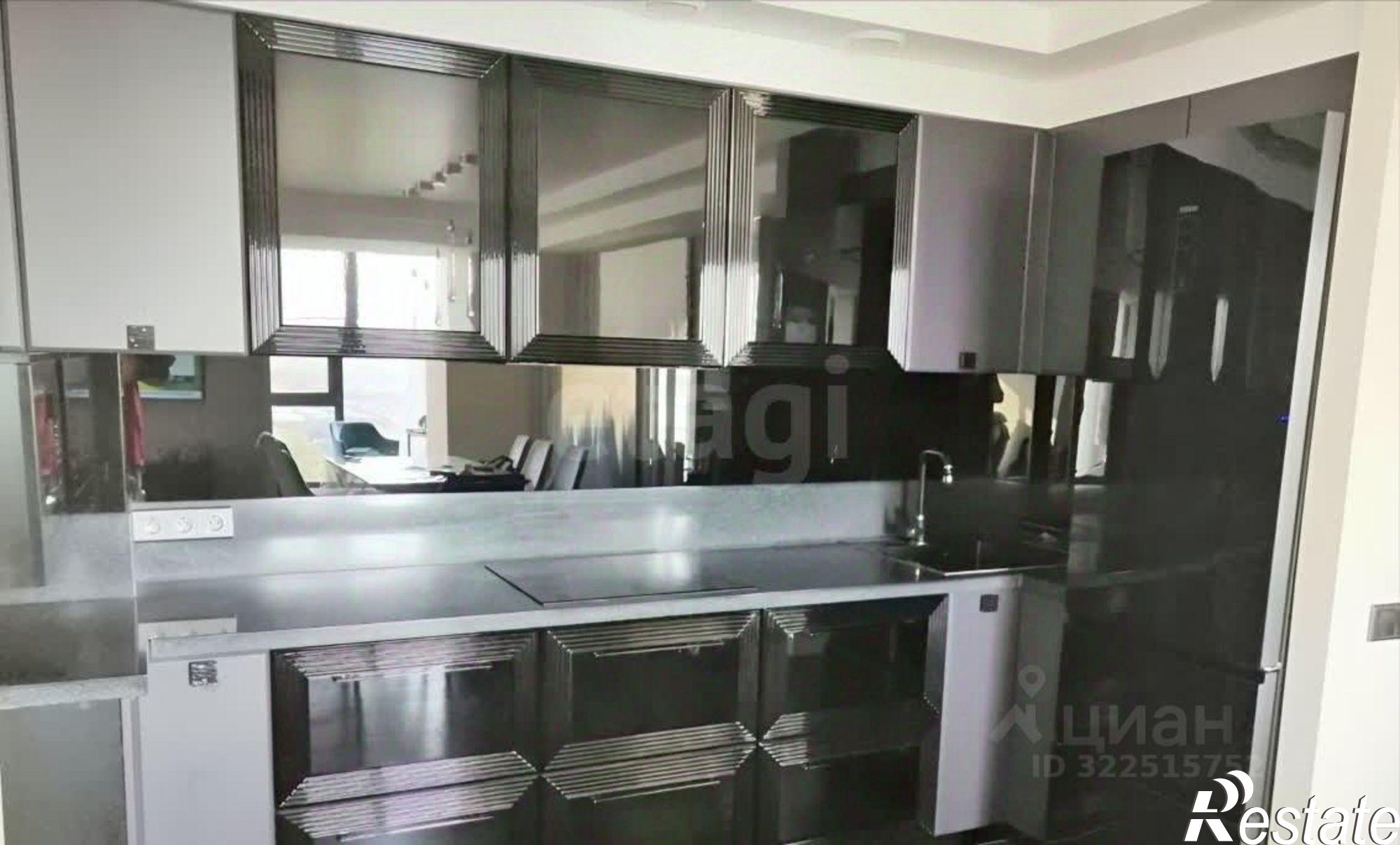 Купить квартиру за 13 500 000 рублей на Возрождения улица, 86А