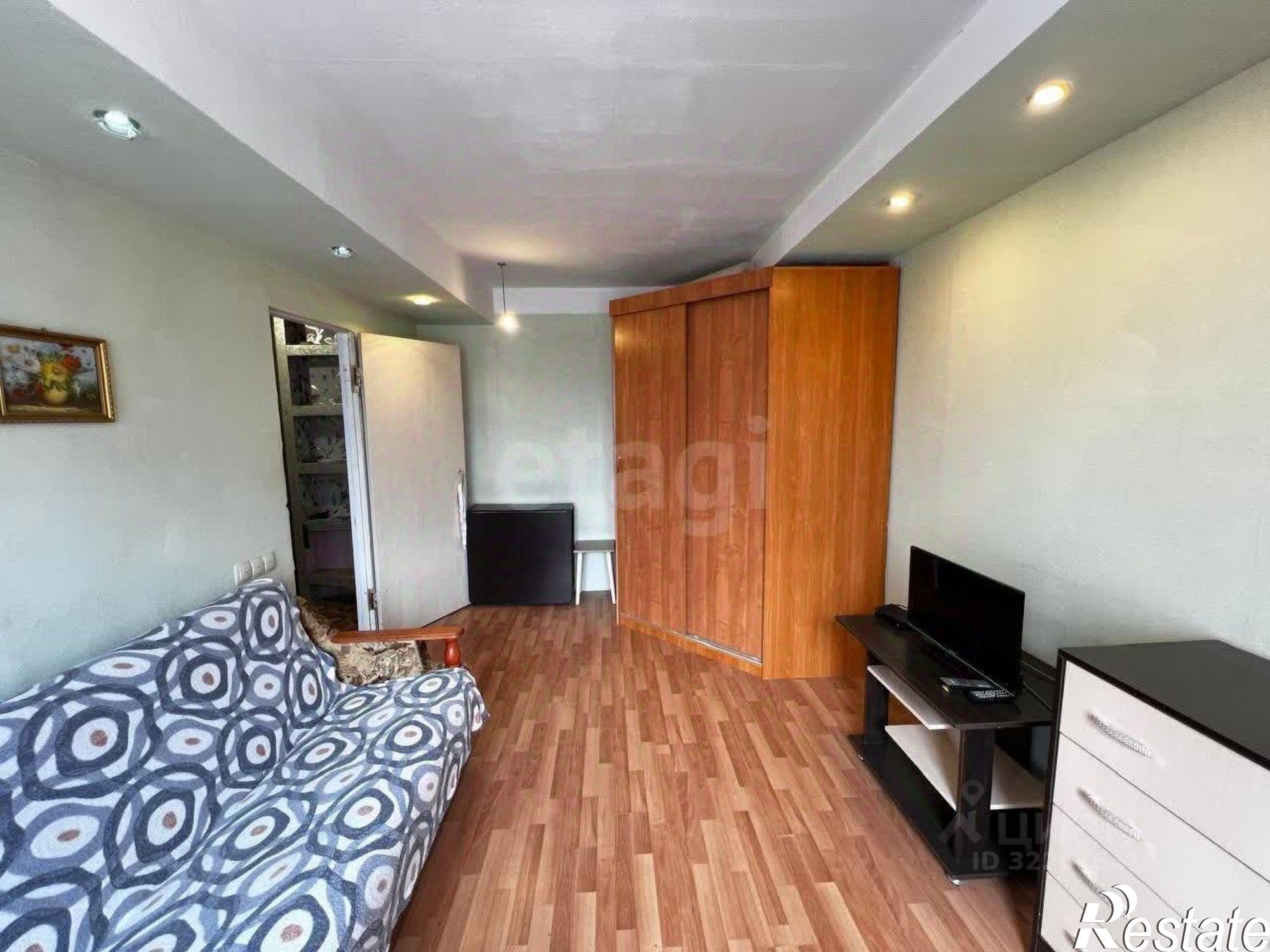 Купить квартиру за 2 300 000 рублей на ул Вологодская, 8