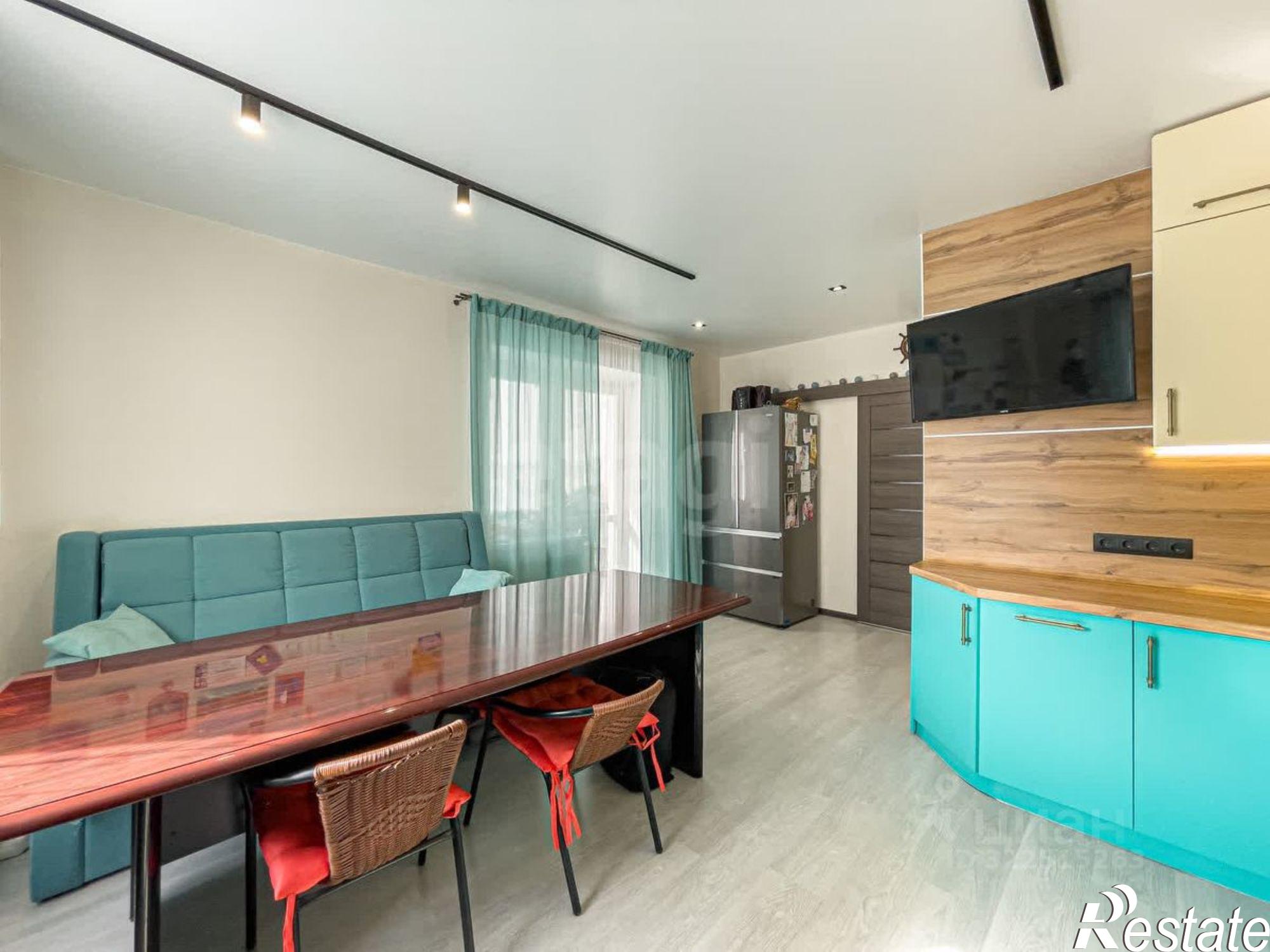 Купить квартиру за 13 200 000 рублей на набережная 6-й Армии, 43А