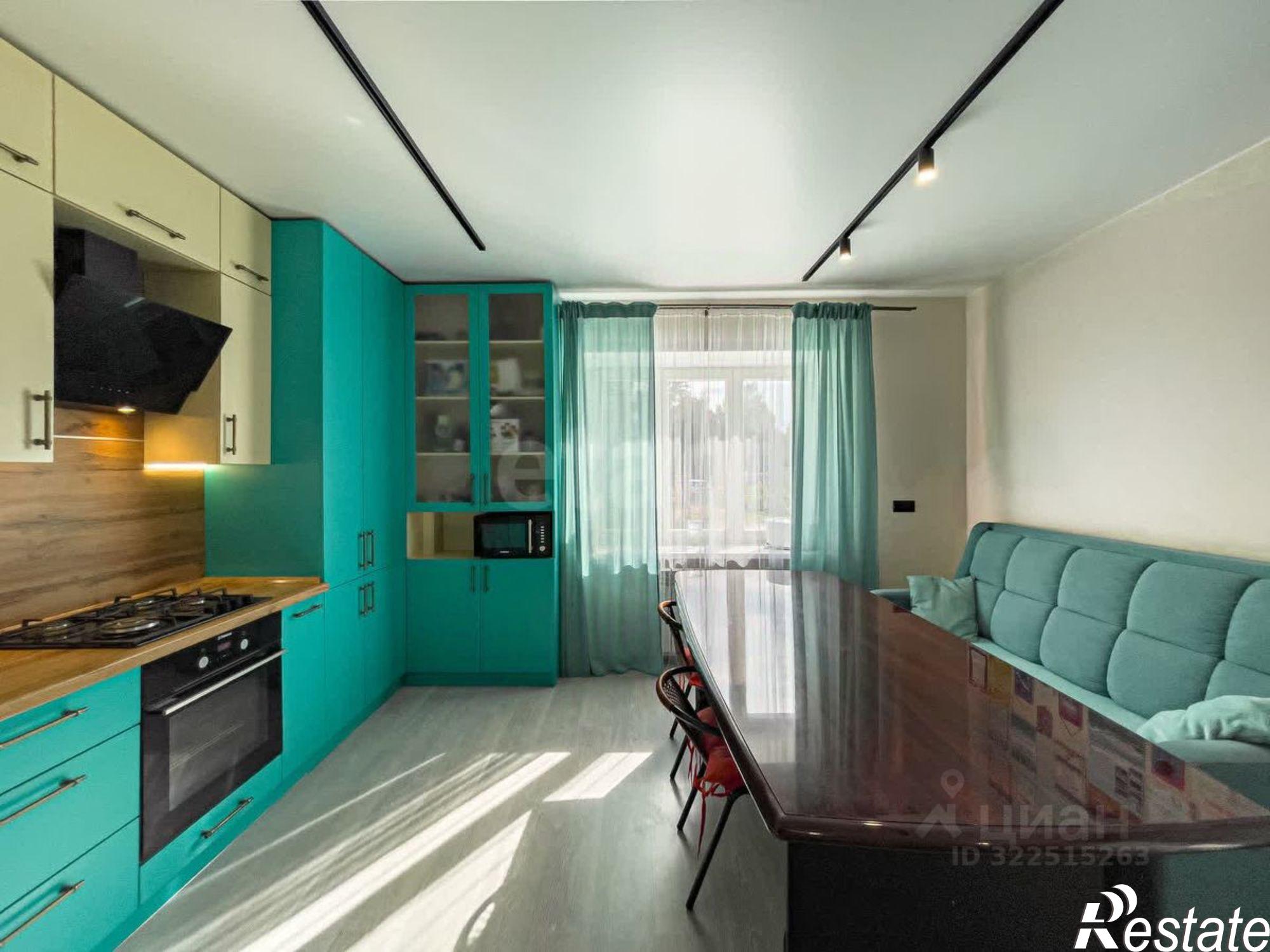 Купить квартиру за 13 200 000 рублей на набережная 6-й Армии, 43А