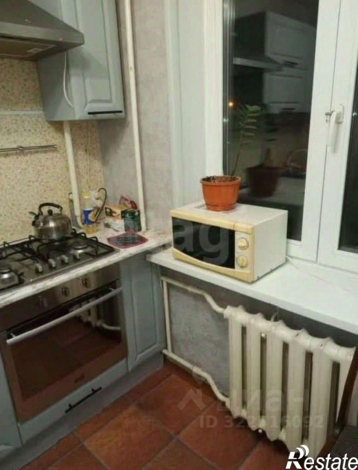 2-комн квартира Медуницинская улица, 19,  д. 19