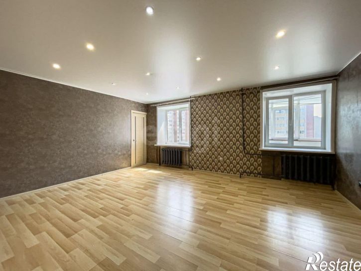 3-комн квартира ул Южакова, 13,  д. 13