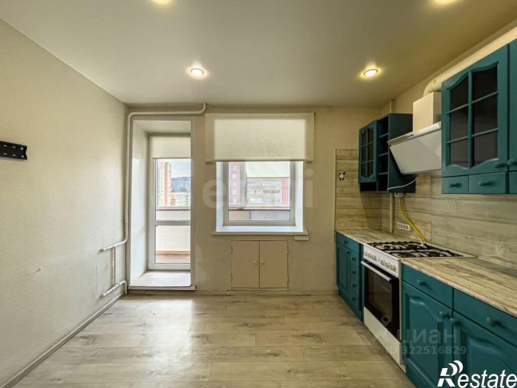 3-комн квартира ул Южакова, 13,  д. 13