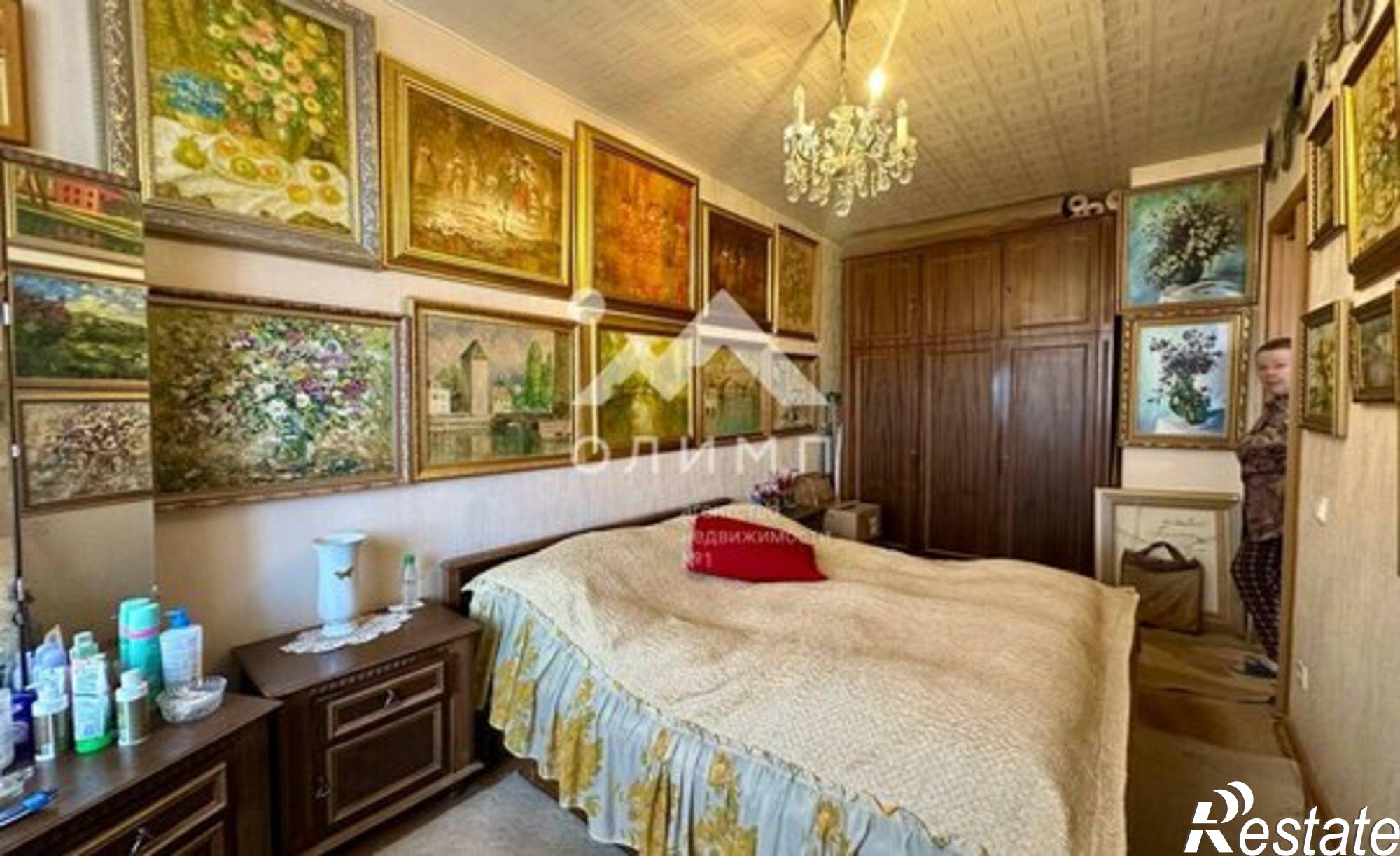 Купить квартиру за 4 000 000 рублей на Тепличный микрорайон, 1