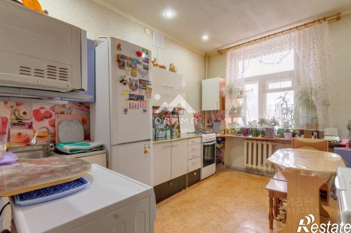 4-комн квартира улица Беляева, 20,  д. 20