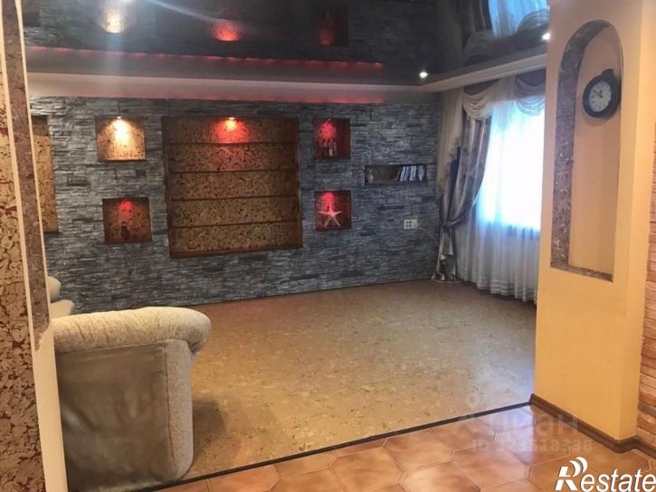 2-комн квартира улица Сергея Преминина, 1,  д. 1