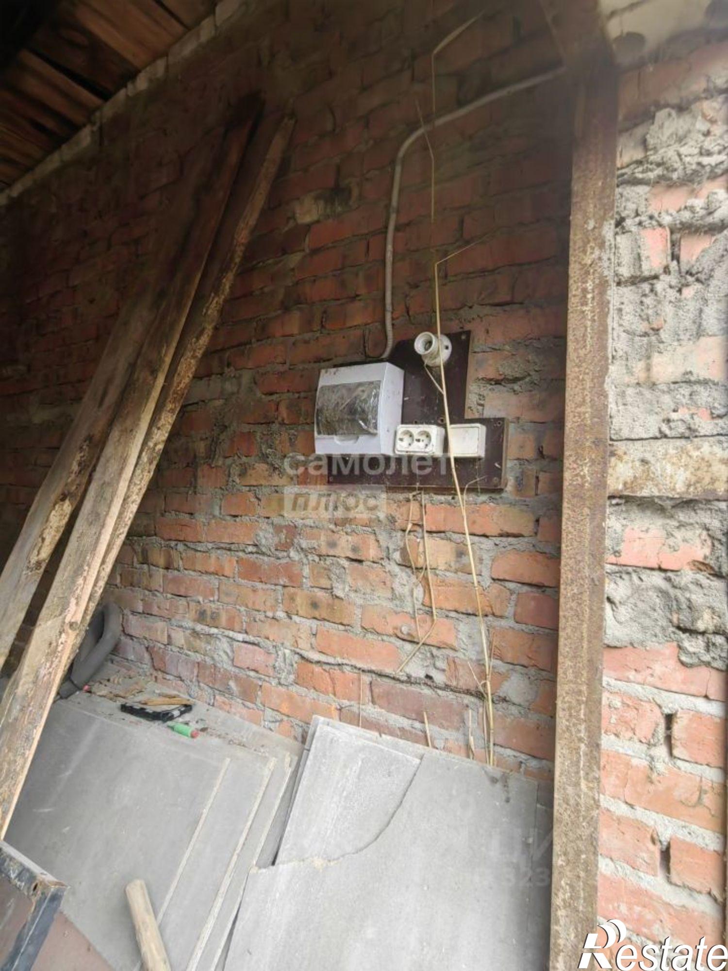 Купить гараж, место в паркинге за 390 012 рублей на ул Ленинградская, 148а