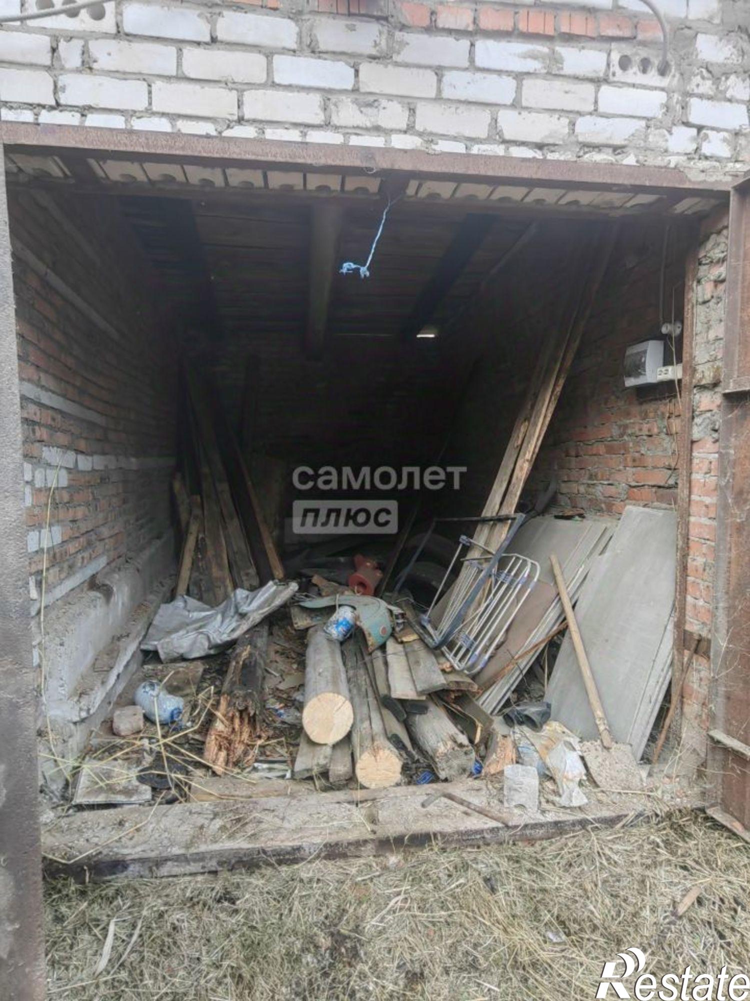 Купить гараж, место в паркинге за 390 012 рублей на ул Ленинградская, 148а