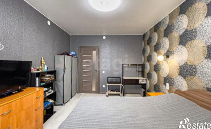 3-комн квартира набережная 6-й Армии, 43А,  д. 43А