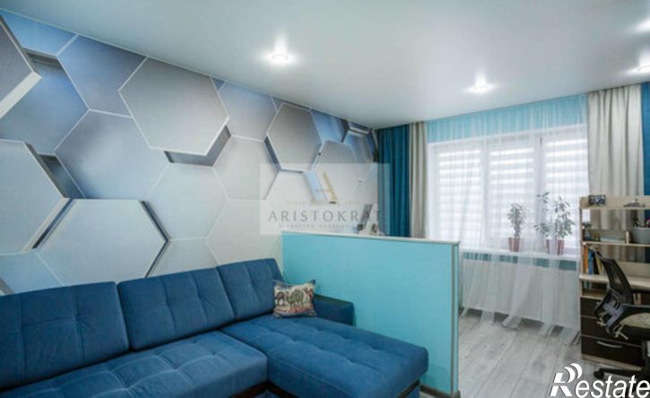 3-комн квартира Новгородская улица, 37,  д. 37