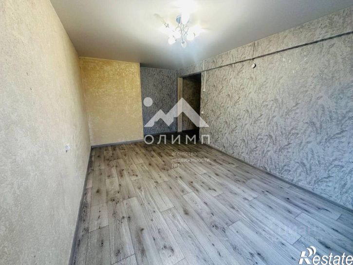 1-комн квартира улица Лаврова, 10,  д. 10