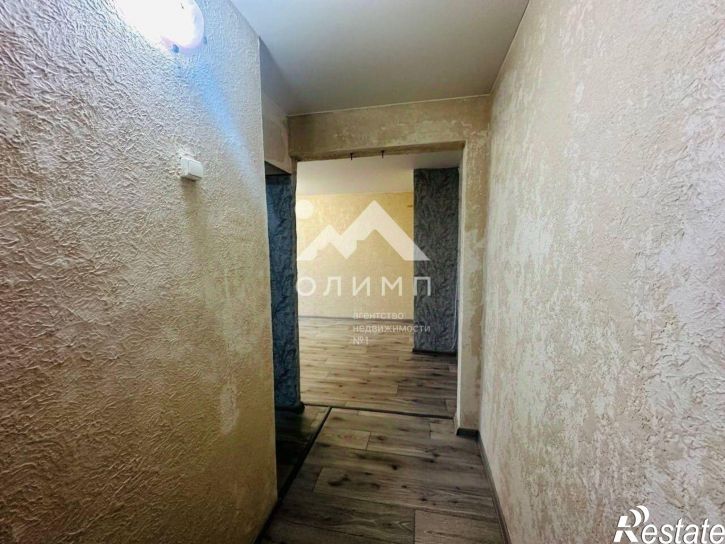 1-комн квартира улица Лаврова, 10,  д. 10