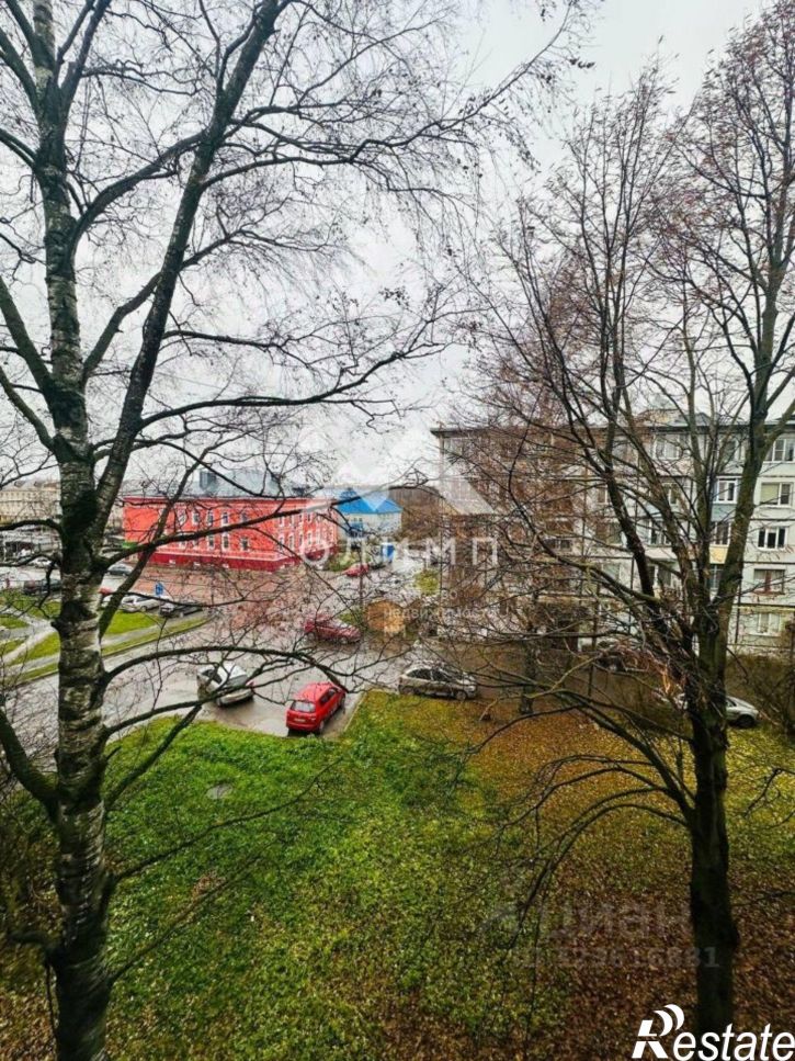 1-комн квартира улица Лаврова, 10,  д. 10