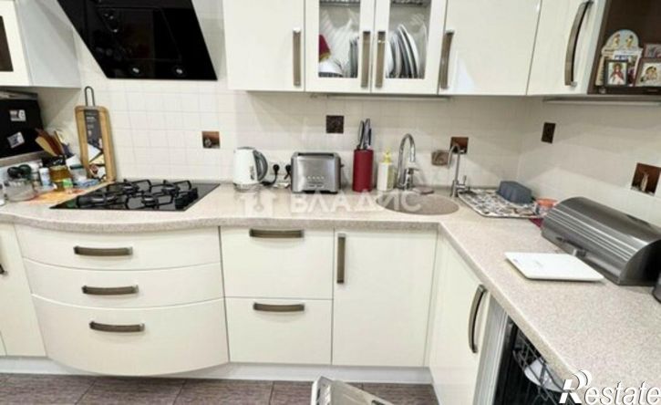 3-комн квартира улица Челюскинцев, 47,  д. 47