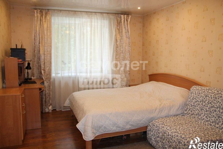 3-комн квартира ул Казакова, 11,  д. 11