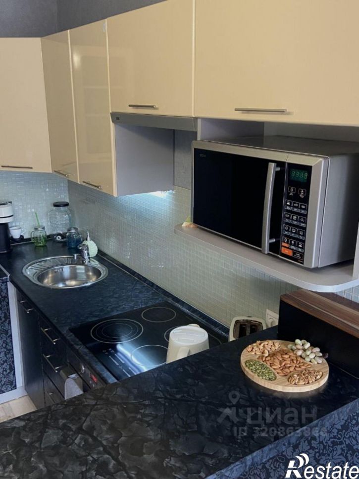 2-комн квартира ул Южакова, 2,  д. 2