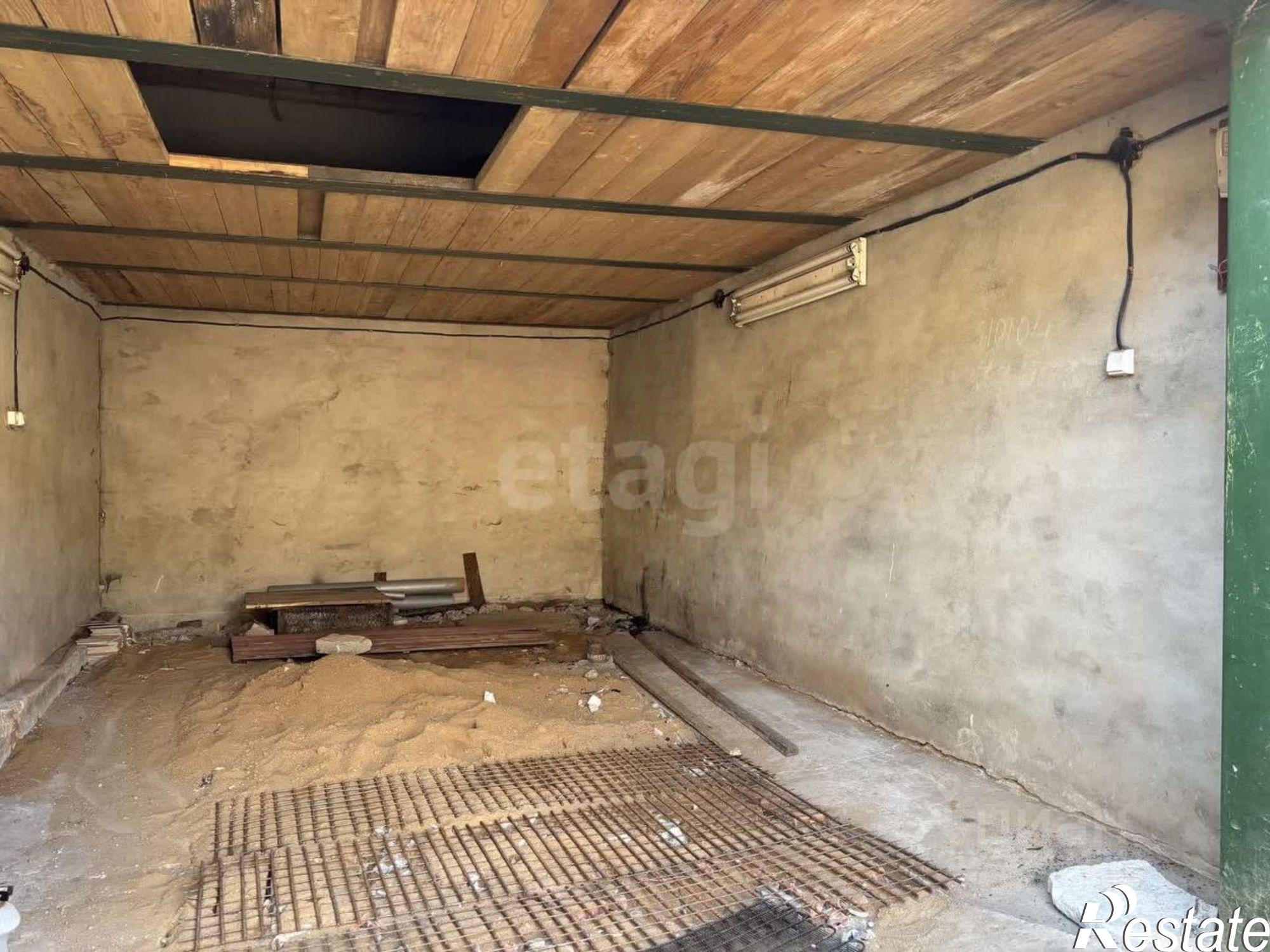 Купить гараж, место в паркинге за 855 740 рублей на улица Гагарина, 95