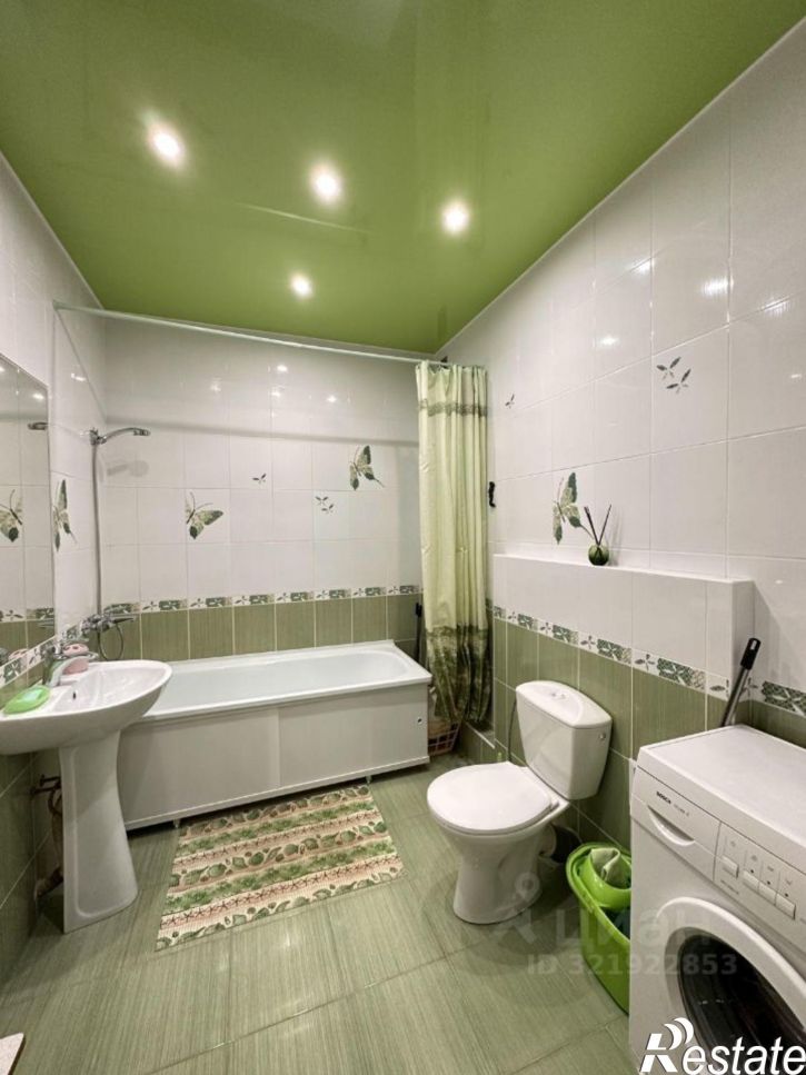 3-комн квартира Новгородская улица, 4Б,  д. 4Б