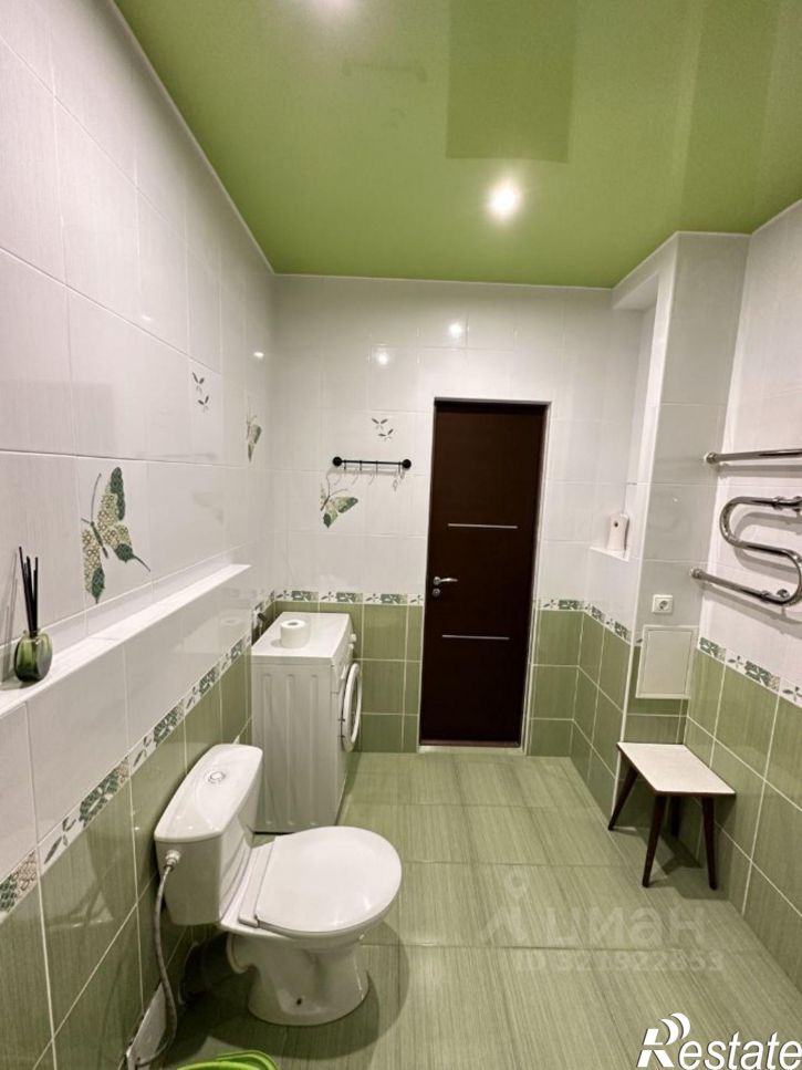 3-комн квартира Новгородская улица, 4Б,  д. 4Б