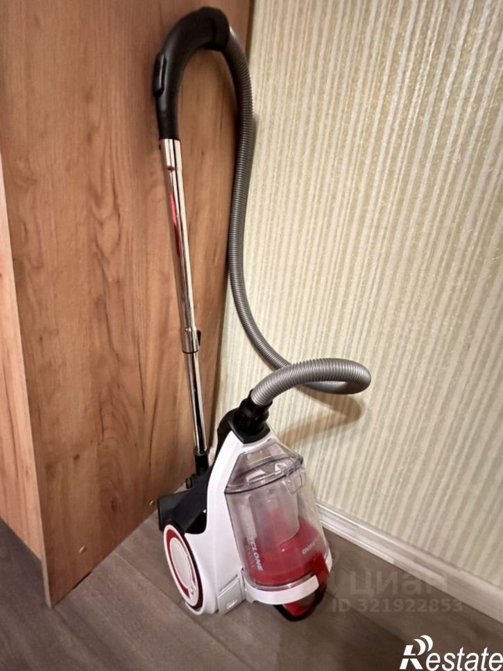 3-комн квартира Новгородская улица, 4Б,  д. 4Б