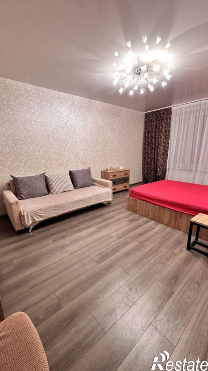 3-комн квартира Новгородская улица, 4Б,  д. 4Б