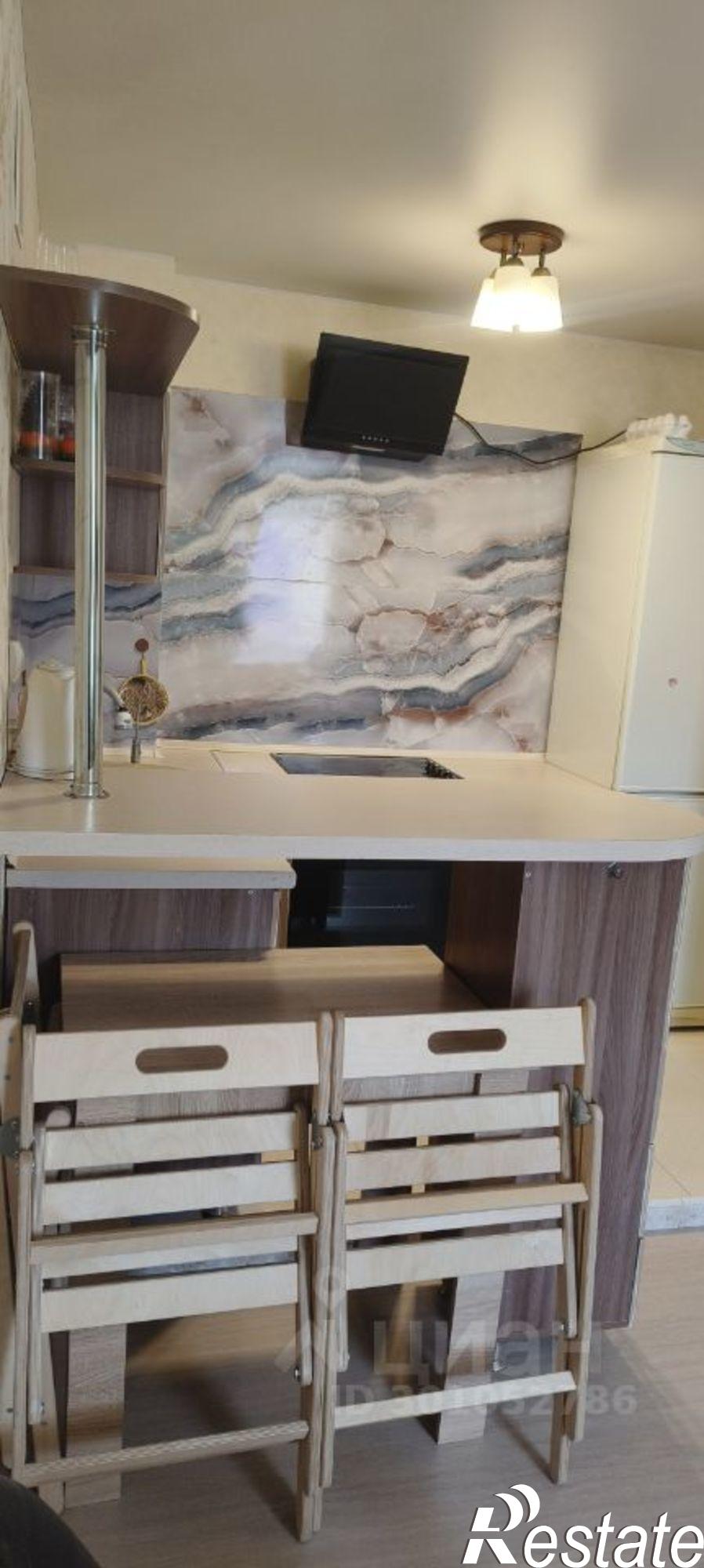 Сдать квартиру за 27 000 рублей на улица Лаврова, 9А