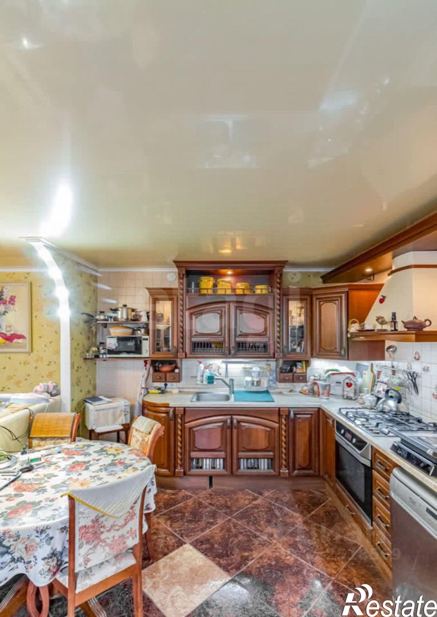 Купить квартиру за 8 000 000 рублей на улица Челюскинцев, 58