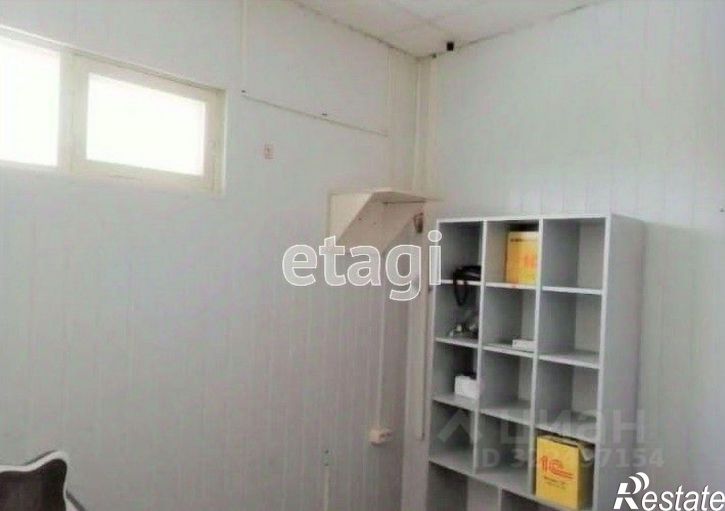 Торговое помещение улица Маршала Конева, 24А,  д. 24А