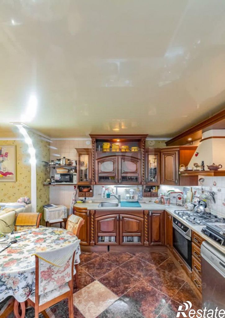 2-комн квартира улица Челюскинцев, 58,  д. 58