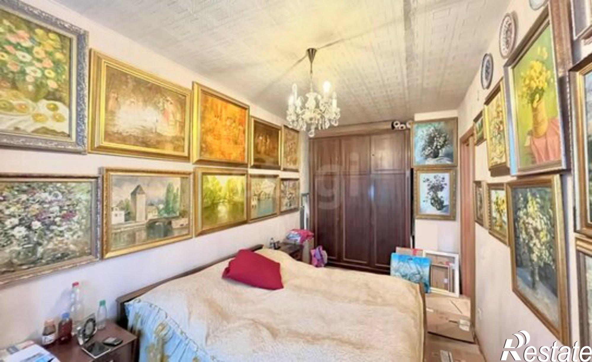 Купить квартиру за 4 000 000 рублей на Тепличный микрорайон, 1