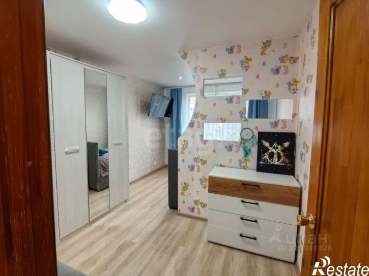 2-комн квартира улица Лаврова, 12,  д. 12