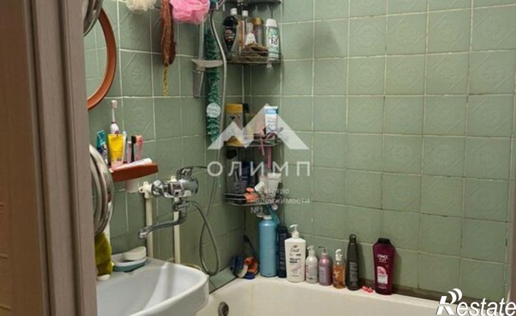 3-комн квартира Возрождения улица, 76А,  д. 76А