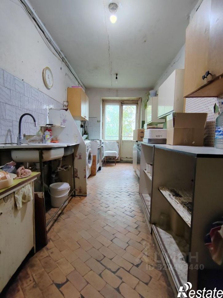 Комната улица Маршала Конева, 9,  д. 9