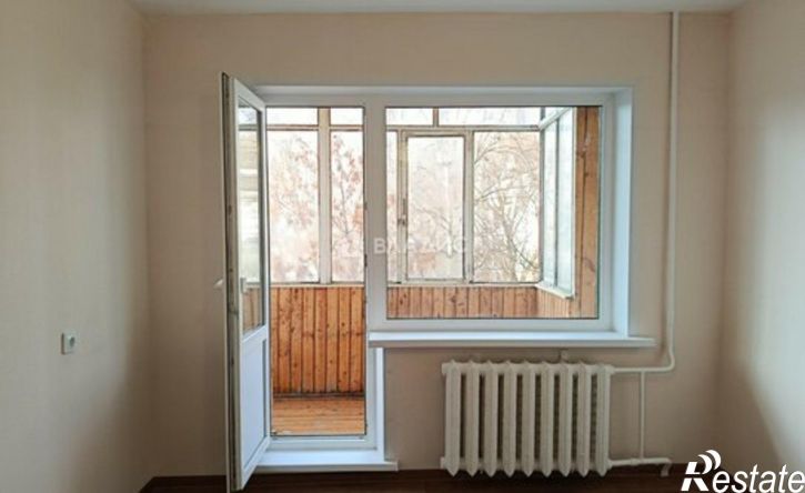 2-комн квартира улица Хлюстова, 18,  д. 18