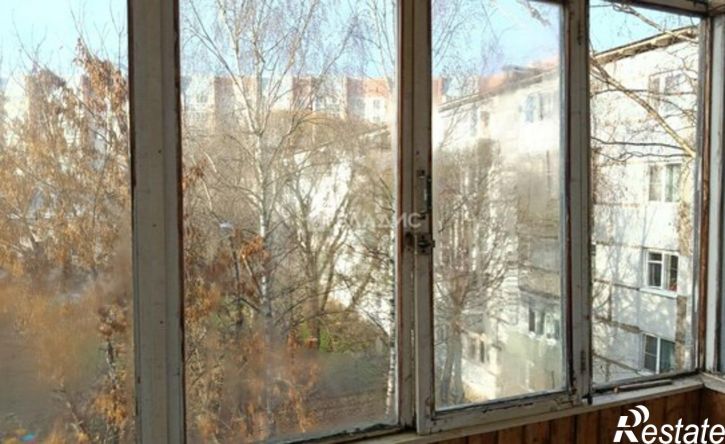 2-комн квартира улица Хлюстова, 18,  д. 18