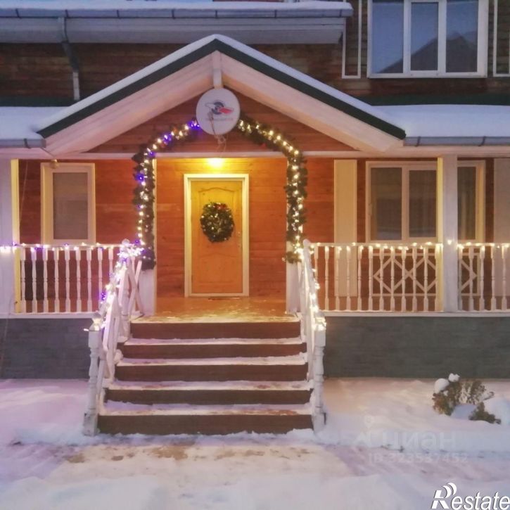 Коттедж/дом набережная 6-й Армии, 11А,  д. 11А