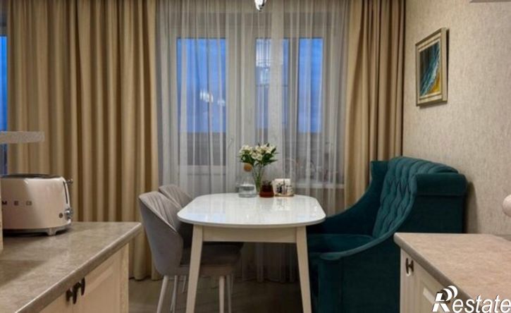 3-комн квартира улица Гагарина, 80,  д. 80