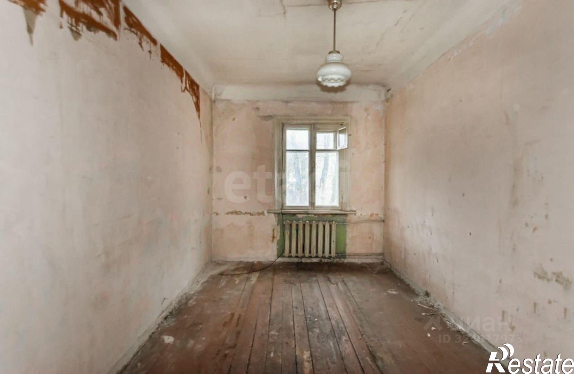 Купить комнату за 400 000 рублей на улица Ловенецкого, 9А