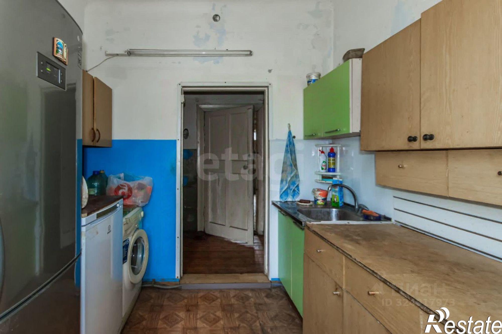 Купить комнату за 400 000 рублей на улица Ловенецкого, 9А