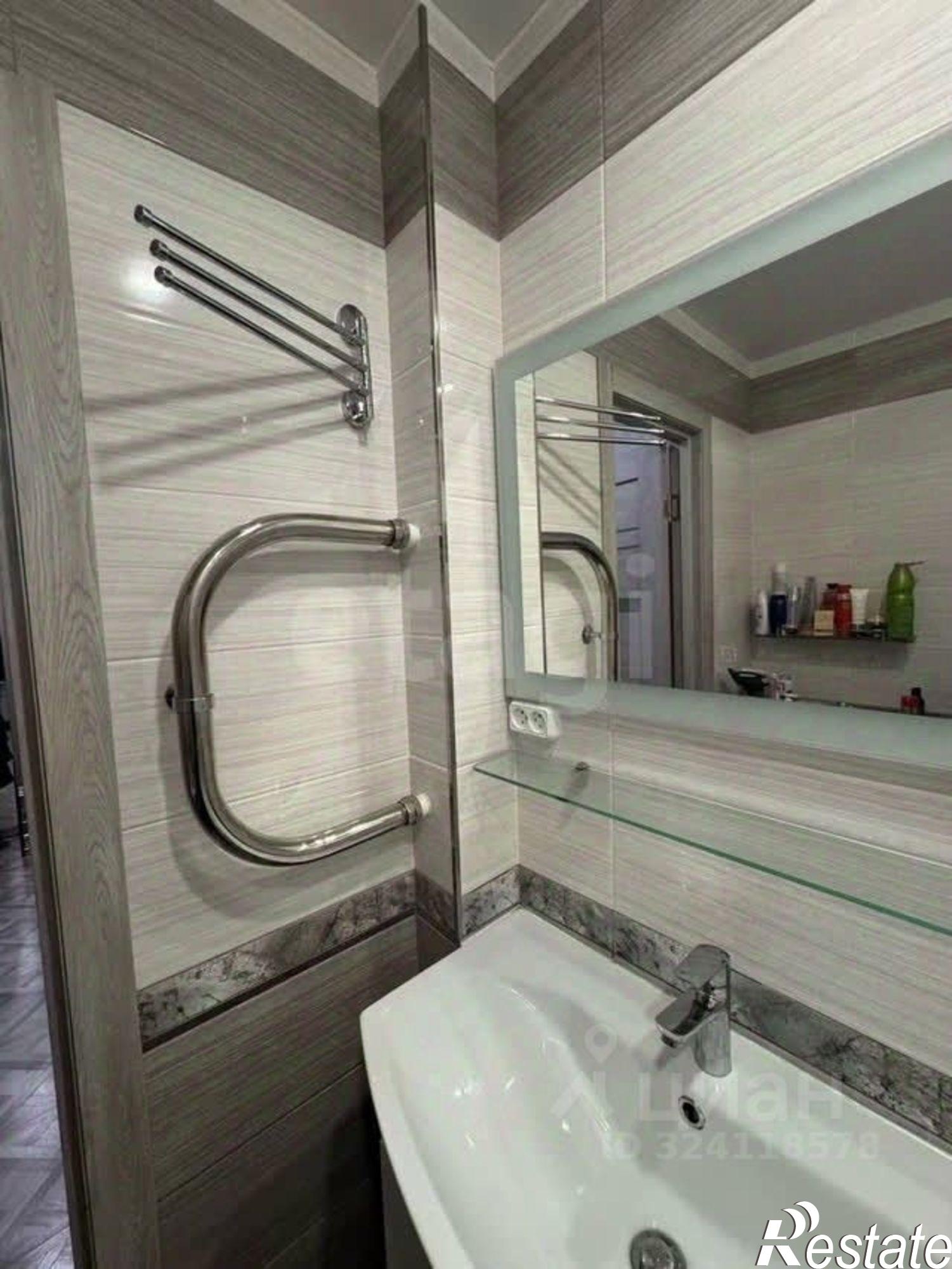 Купить квартиру за 6 100 000 рублей на улица Лётчика Каберова, 1А