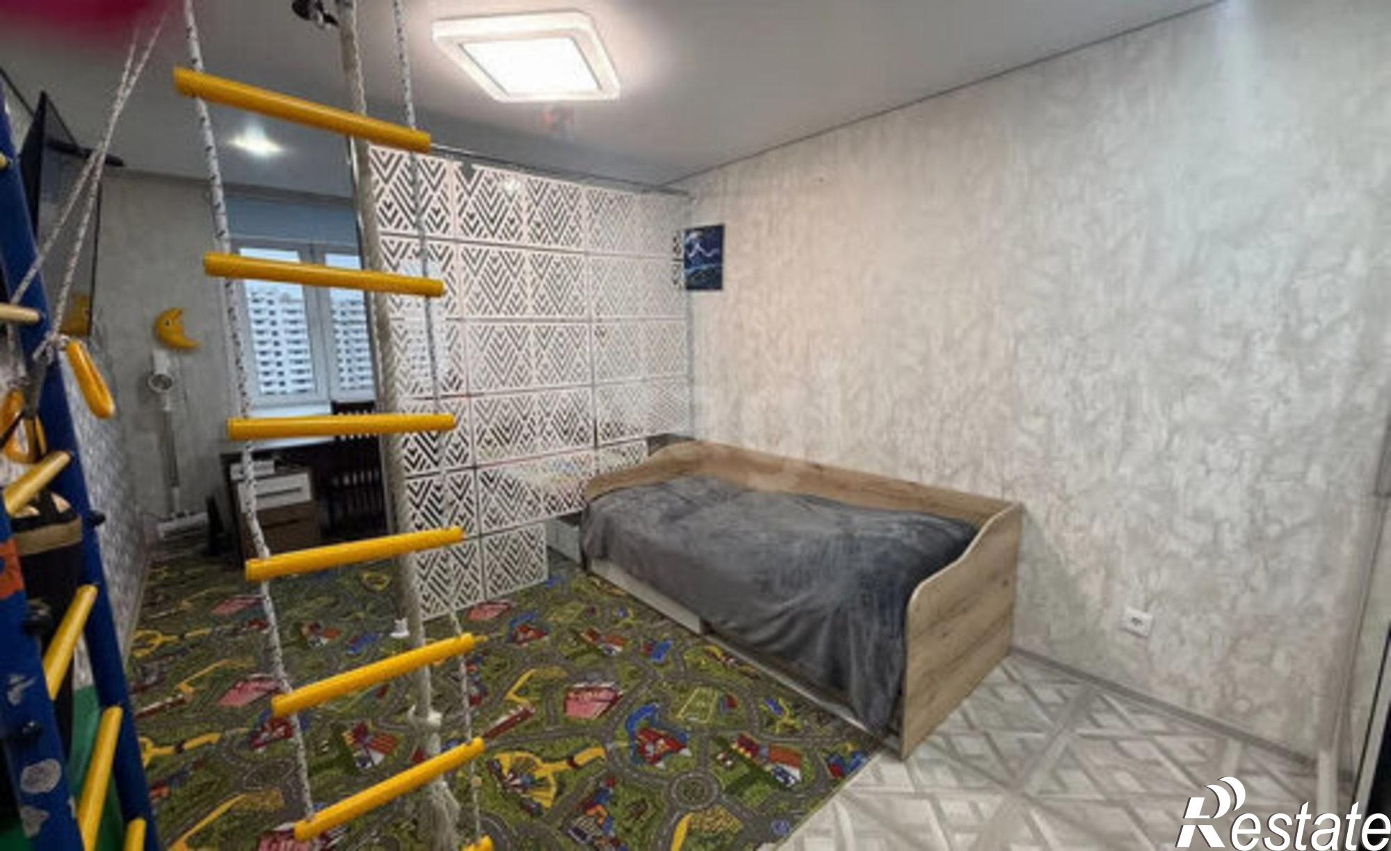 Купить квартиру за 6 100 000 рублей на ул Лётчика Каберова, 1а