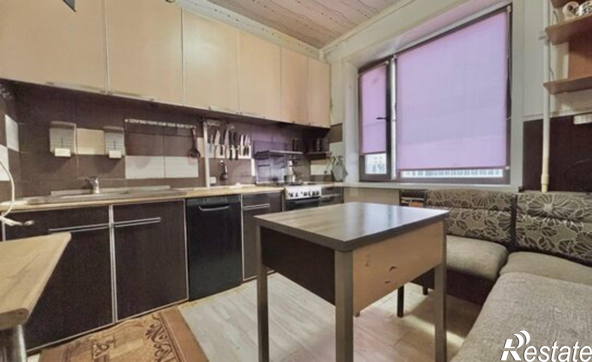 Купить квартиру за 3 700 000 рублей на улица Возрождения, 72