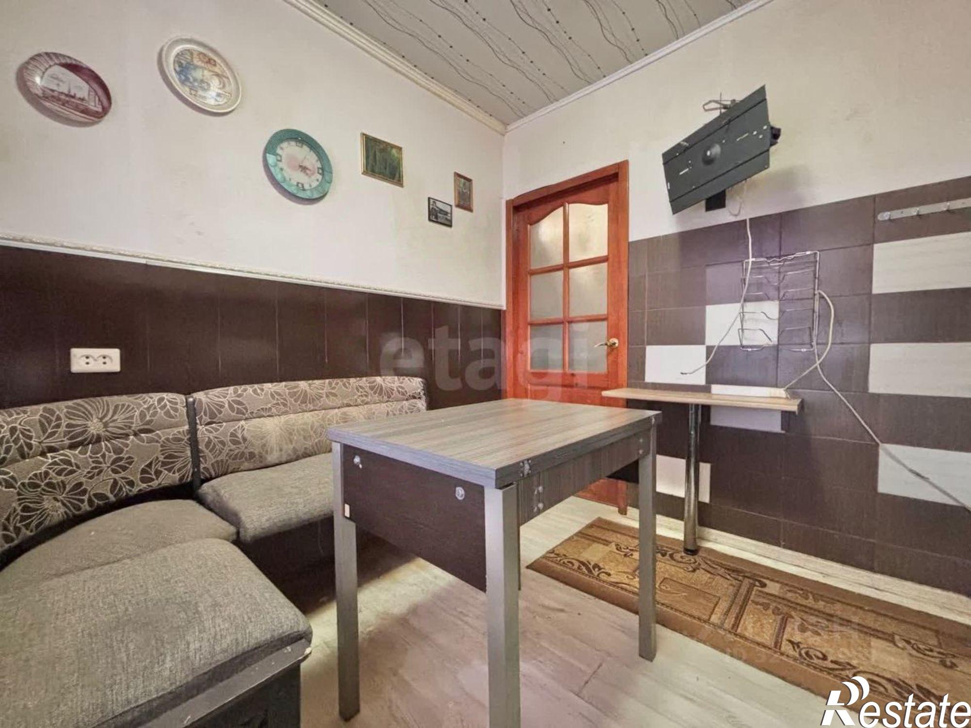 Купить квартиру за 3 700 000 рублей на ул Возрождения, 72