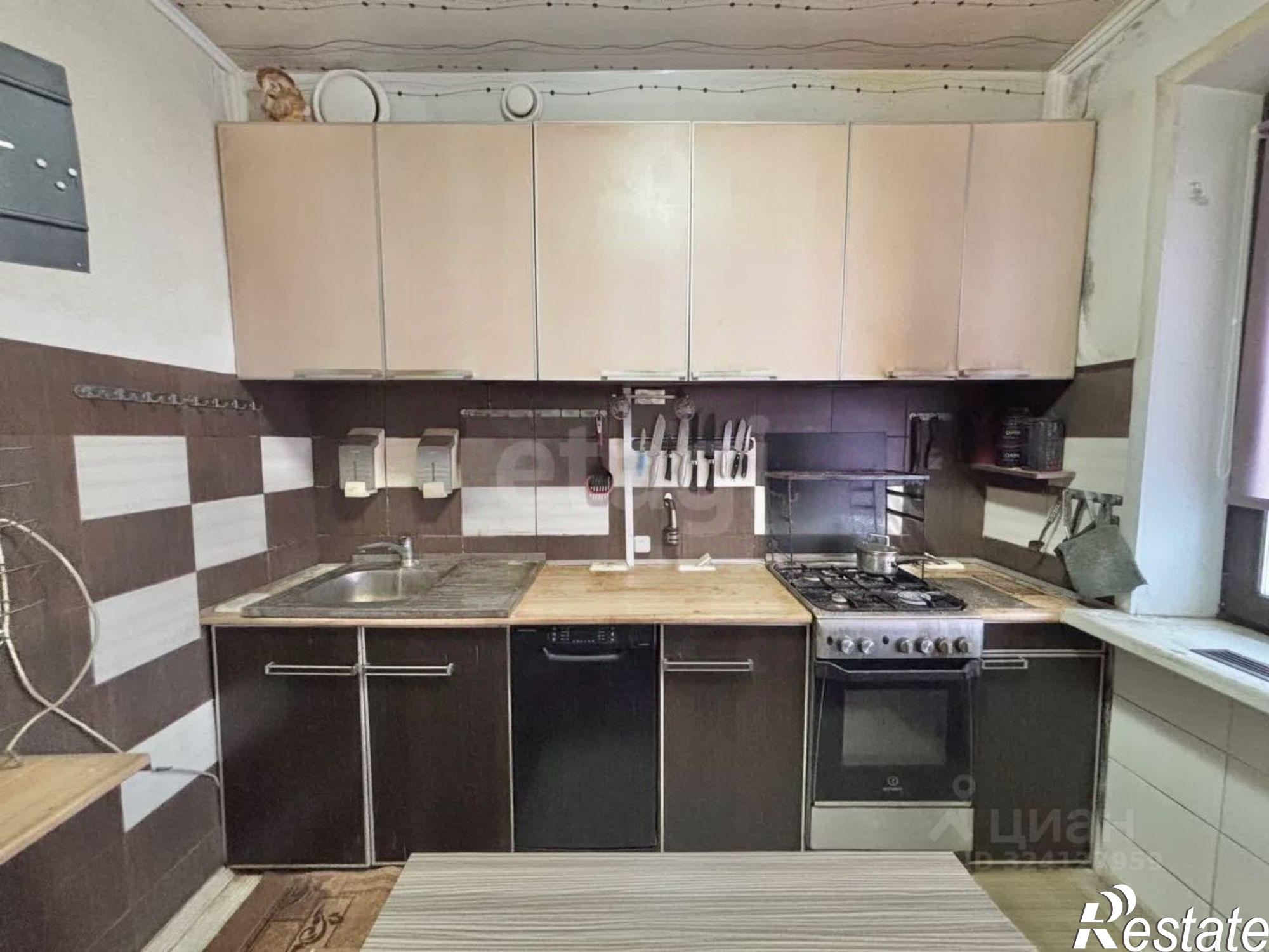 Купить квартиру за 3 700 000 рублей на ул Возрождения, 72