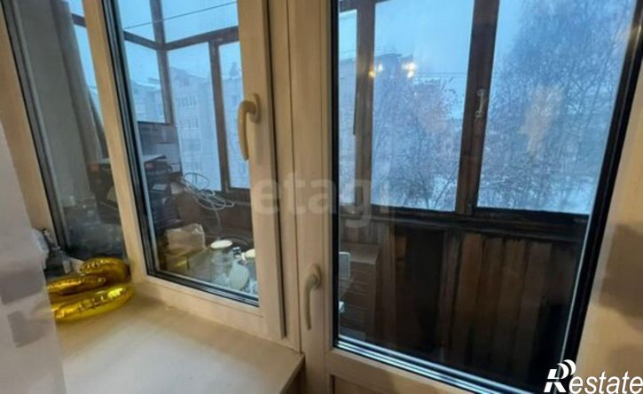 2-комн квартира улица Казакова, 8,  д. 8