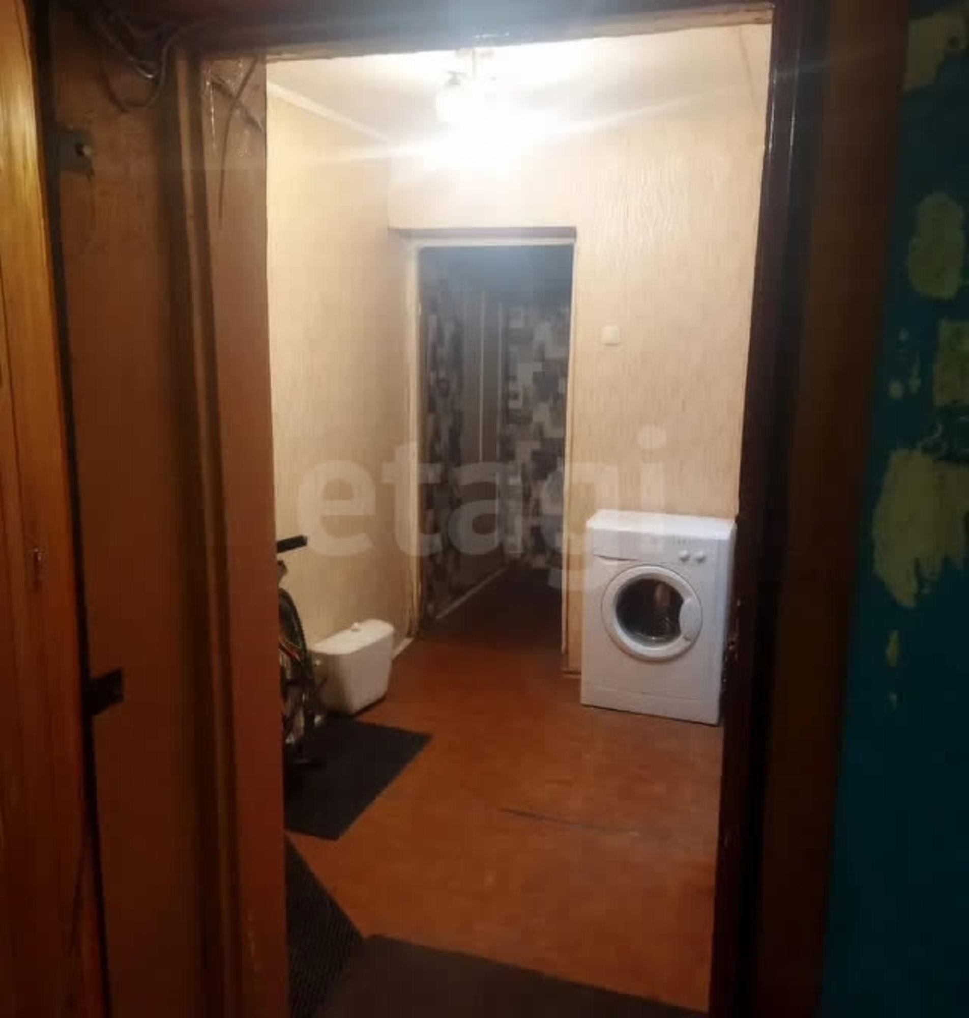 Купить комнату за 450 000 рублей на Советский проспект, 131б