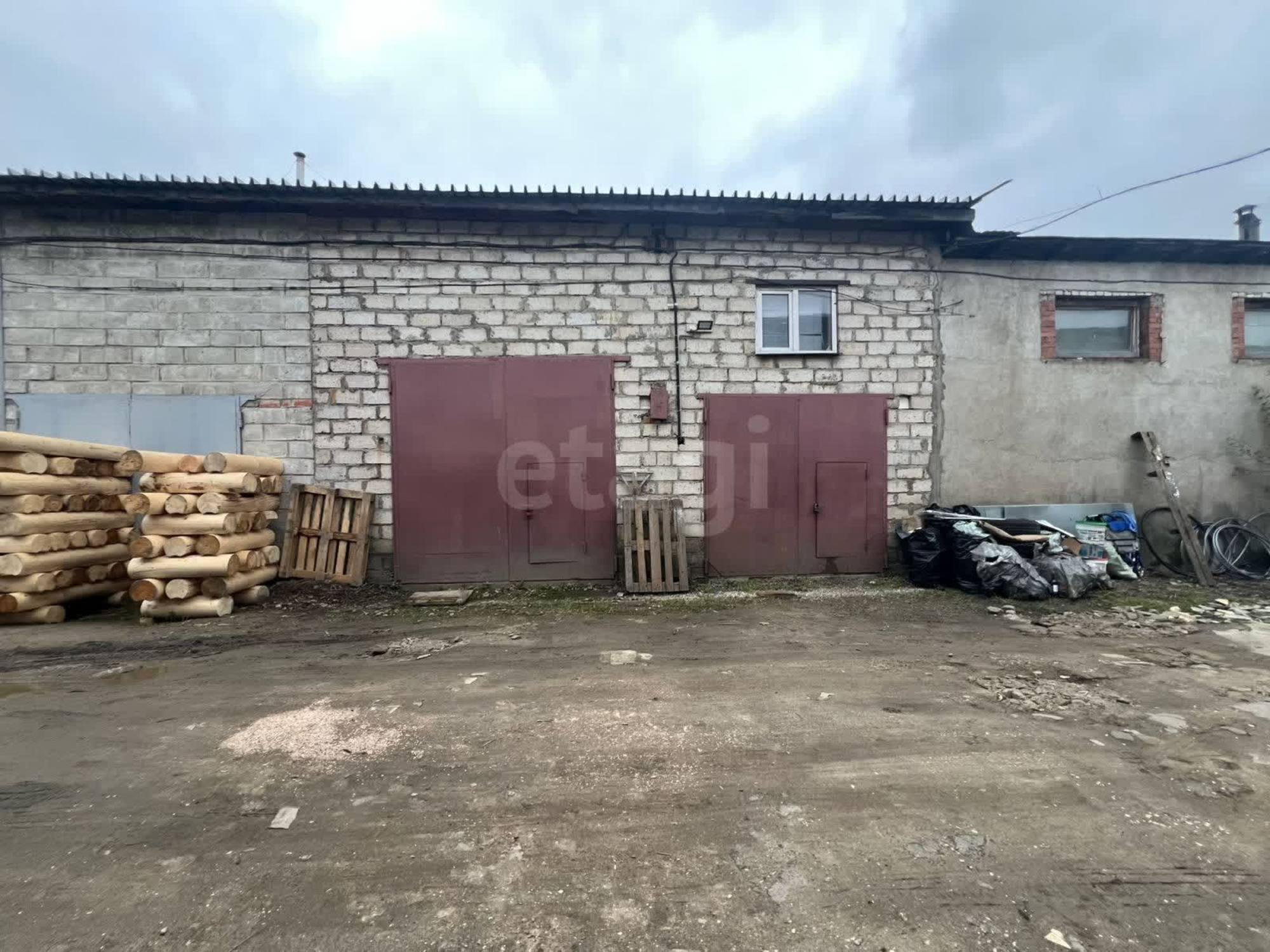 Купить гараж, место в паркинге за 2 100 000 рублей на Доронинская улица, 17