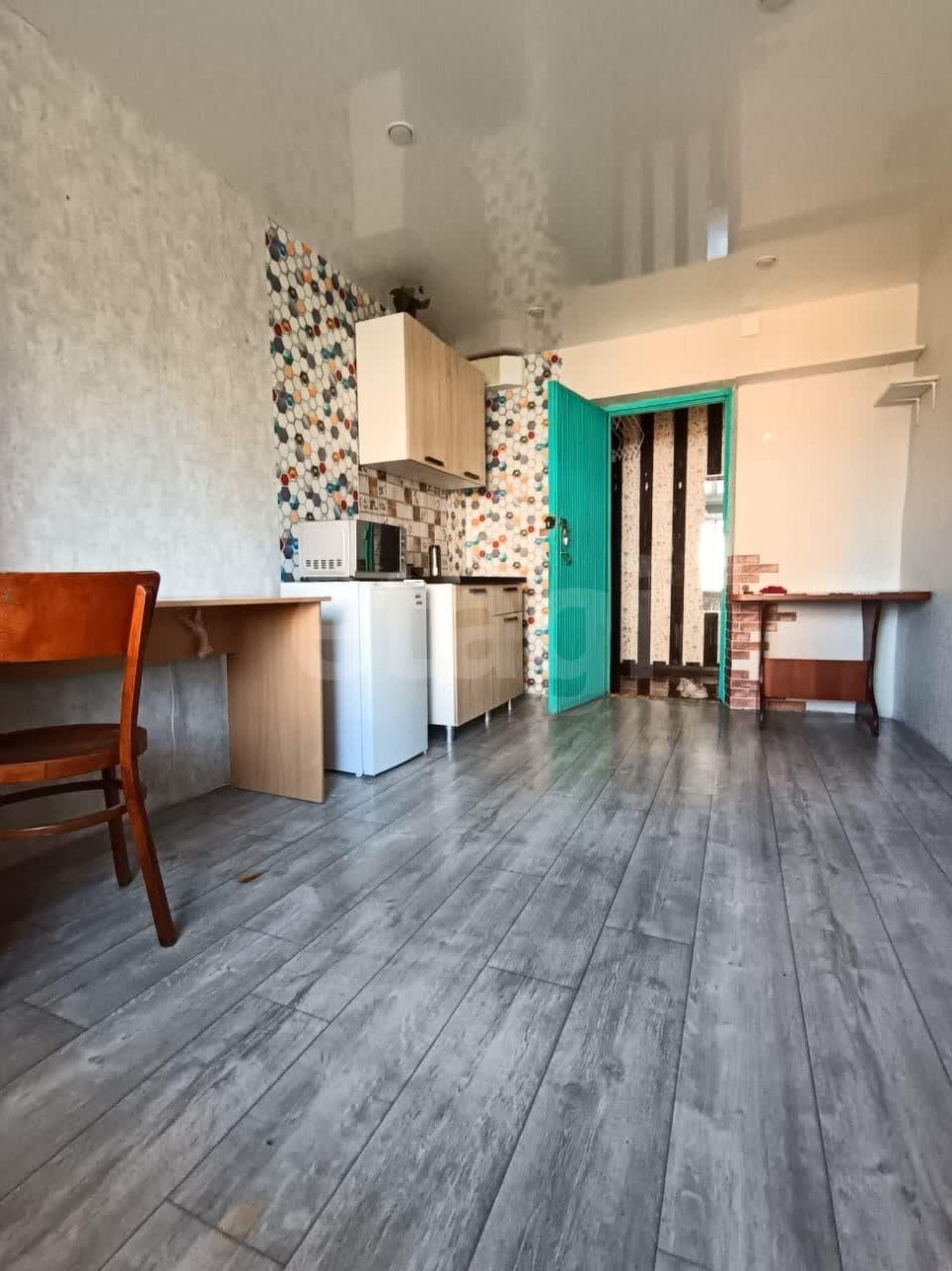 Купить комнату за 660 000 рублей на улица Мохова, 37